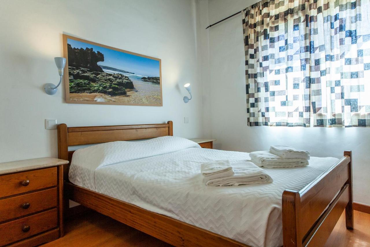 H - Montes De Praias Guesthouse Aljezur Exterior photo